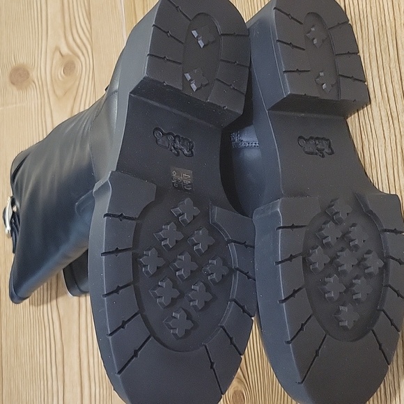 Coach Black Leather Riding Boots - Picture 6 of 9